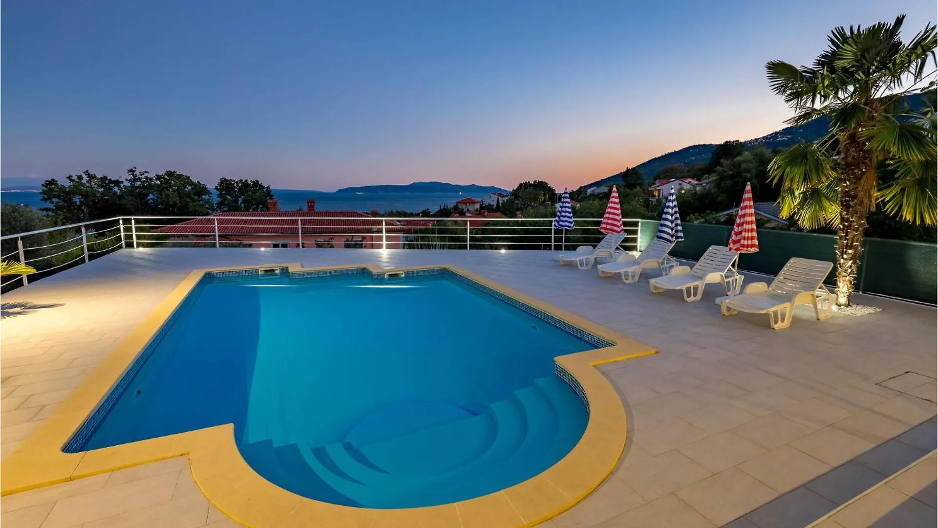 Gorgeous Home In Ika With Kitchen Holiday home