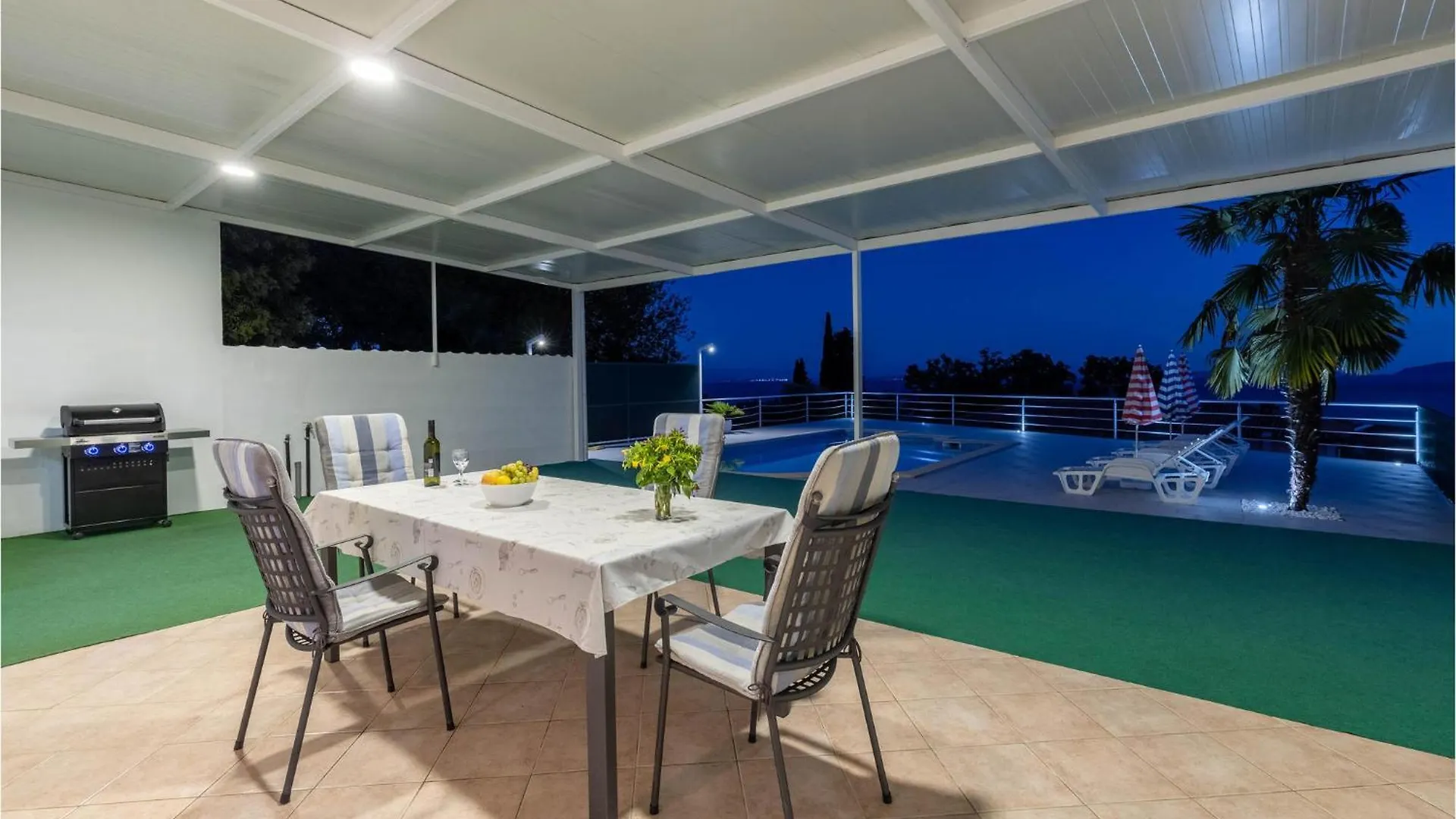 Gorgeous Home In Ika With Kitchen Holiday home