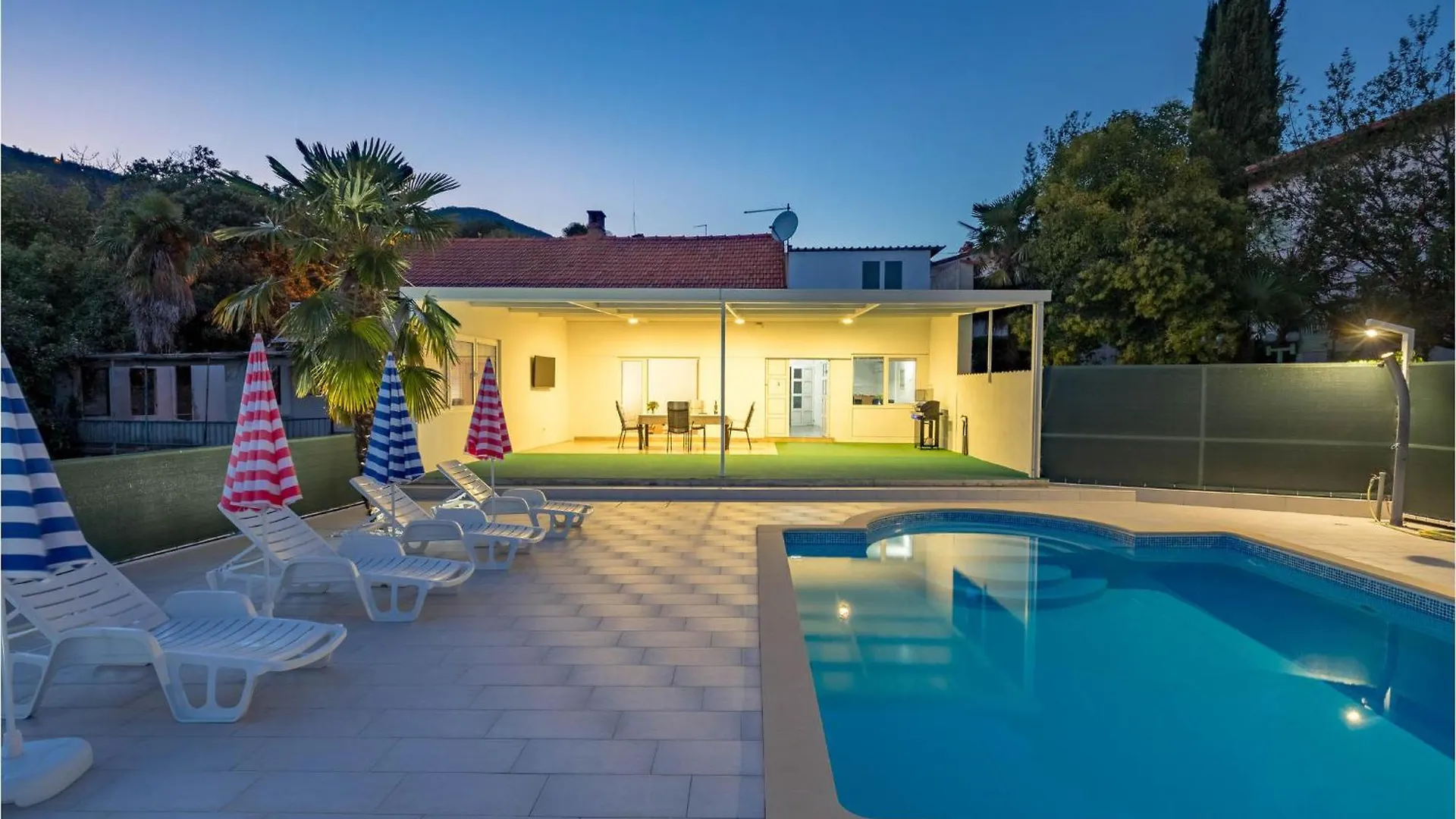 Holiday home Gorgeous Home In Ika With Kitchen